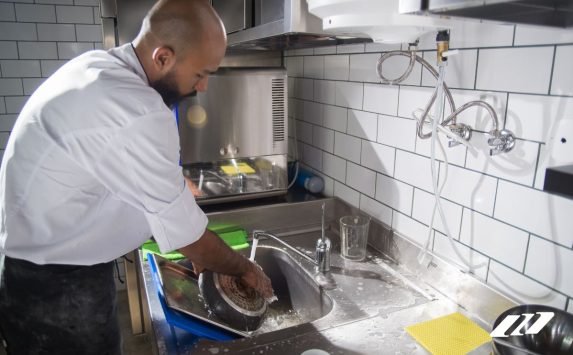 ACEROS UP – Lavamanos de Alto Nivel_ La Clave para una Imagen Impecable y Ambientes Seguros 06