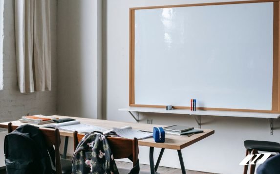 ACEROS UP – Potencia el Aprendizaje_ Mobiliario Educativo que Transforma tus Aulas 01