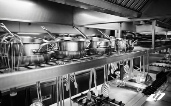 ACEROS UP – ¿Está tu cocina lista para brillar_ 5 claves infalibles para un restaurante al 100% 0