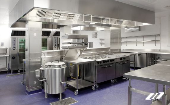 ACEROS UP – ¿Está tu cocina lista para brillar_ 5 claves infalibles para un restaurante al 100% 01