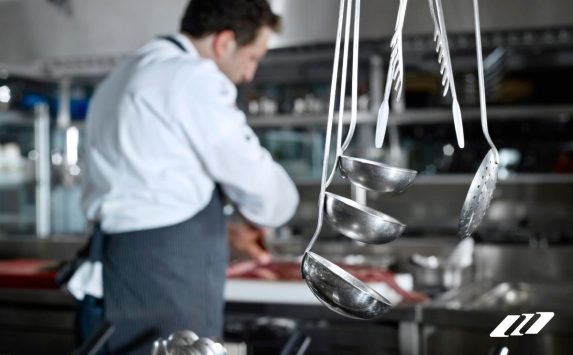 ACEROS UP – ¿Está tu cocina lista para brillar_ 5 claves infalibles para un restaurante al 100% 02