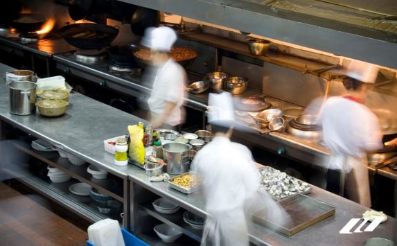 ACEROS UP – ¿Está tu cocina lista para brillar_ 5 claves infalibles para un restaurante al 100% 05